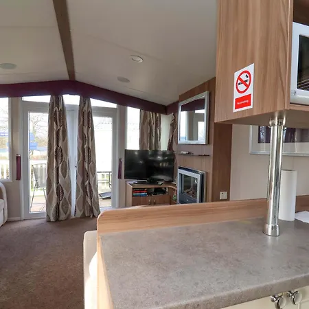Holiday home Caravan B14 Beechrise *