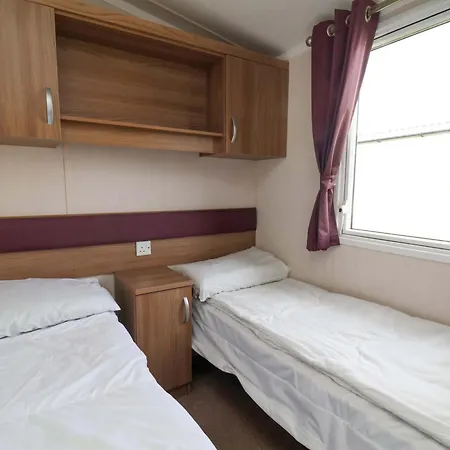 Caravan B14 Beechrise *