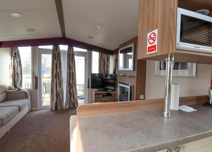 Holiday home Caravan B14 Beechrise *